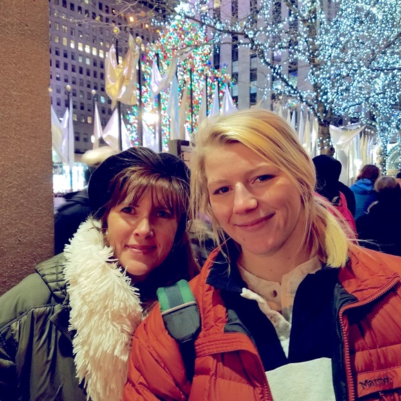 Meet your Posher, Andrea - Picture 4 of 4